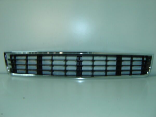 AUDI A4 2001 REJILLA PARAGOLPES FRONTAL ( CENTRO )