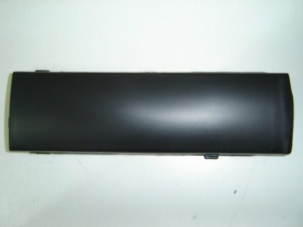 BMW E36 1991 MOLDURA PARAGOLPES FRONTAL ( CENTRO )