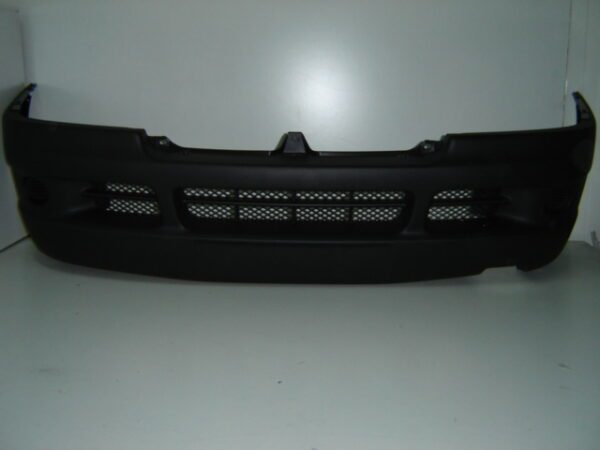 FIAT DUCATO 2004 PARAGOLPES FRONTAL NEGRO