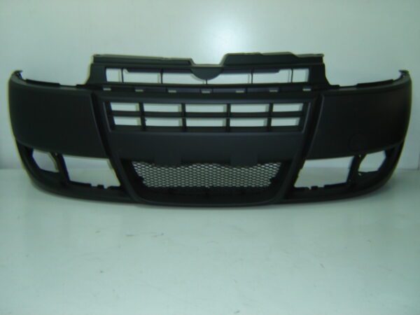FIAT DOBLO 2005 PARAGOLPES FRONTAL PREPARADO PARA PINTAR