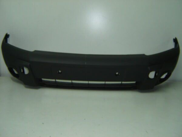 FORD TRANSIT CONNECT 2002 PARAGOLPES FRONTAL CON HUECOS