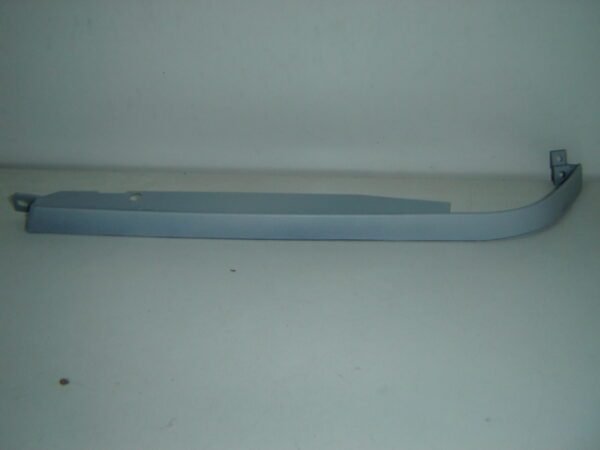 MERCEDES C W202 1993 1996 MOLDURA INFERIOR FARO IZQUIERDO QUIERDO