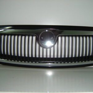 SKODA FABIA 1999 REJILLA NEGRO CON ARO