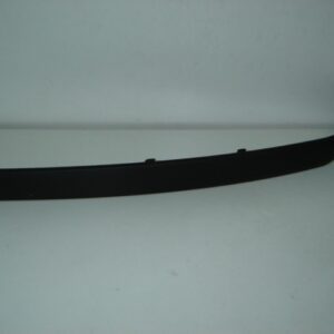 SKODA FABIA 1999 MOLDURA PARAGOLPES FRONTAL IZQUIERDO ( NEGRO