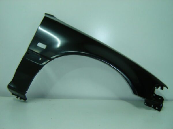 HONDA CIVIC 1988 ALETA FRENTE DERECHO 3 PUERTAS