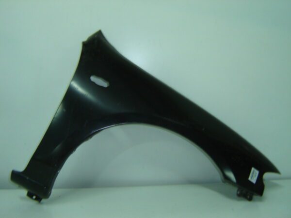 MAZDA 323 1995 ALETA FRONTAL DERECHO
