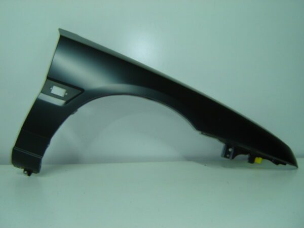 MAZDA 323F 1990 ALETA FRONTAL DERECHO