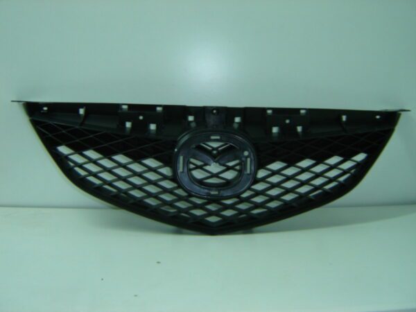 MAZDA 6 2002 REJILLA NEGRO