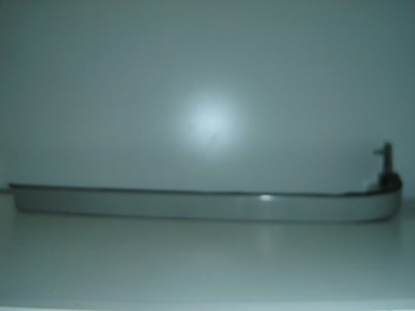 MITSUBISHI L300 1993 MOLDURA INFERIOR FARO IZQUIERDO QUIERDO