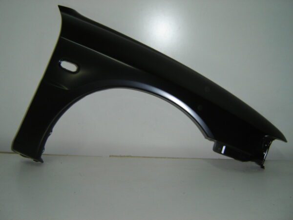 MITSU LANCER 1996 ALETA FRONTAL DERECHO