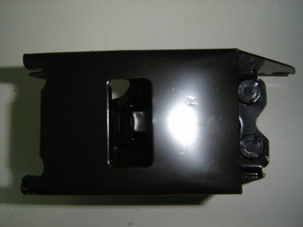 NISSAN MICRA 1993 SOPORTE PARAGOLPES FRONTAL DERECHO