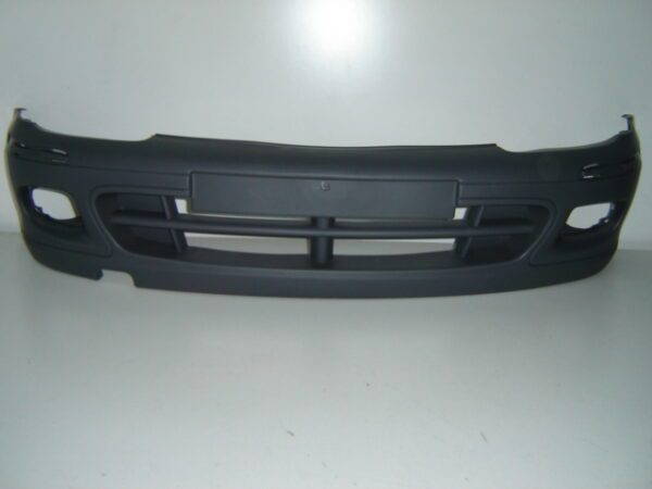 NISSAN MICRA 2000 PARAGOLPES FRONTAL NEGRO