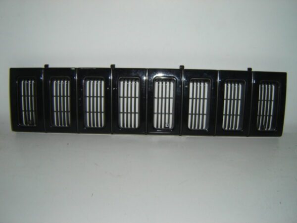 JEEP GRAND CHEROKEE 1993 REJILLA NEGRO