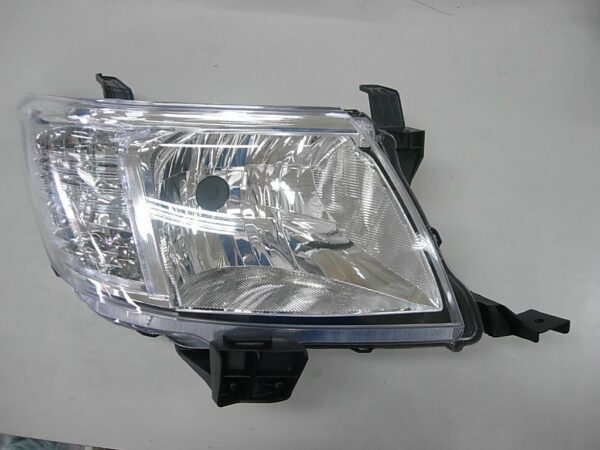 TOYOTA HILUX 2011 FARO DERECHO MAN-ELECTRICO H4
