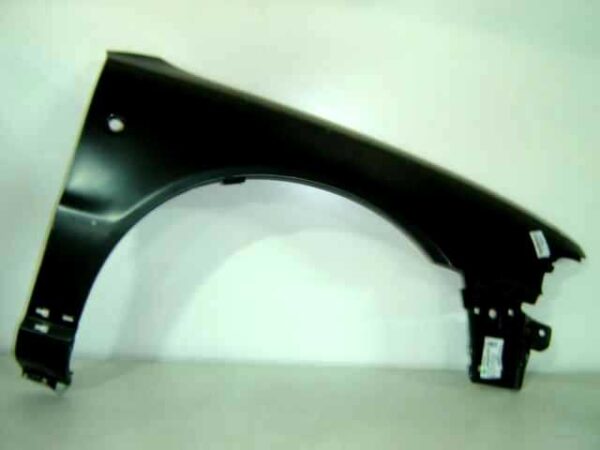 AUDI A4 1998 ALETA FRONTAL DERECHO ( PIS-FRI-EMB ) S-EMBLEMA