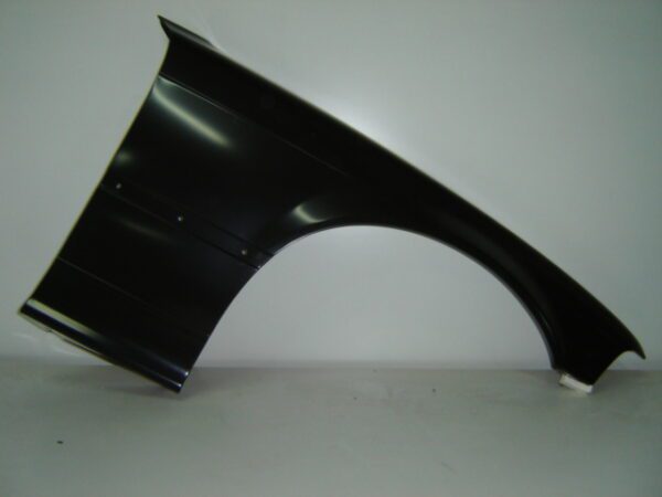 BMW E36 1991 ALETA DERECHO SIN AGUJERO 2P