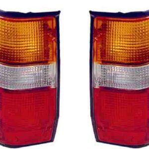 Piloto Trasero Izquierdo Con Portalámparas Ambar Blanco Rojo