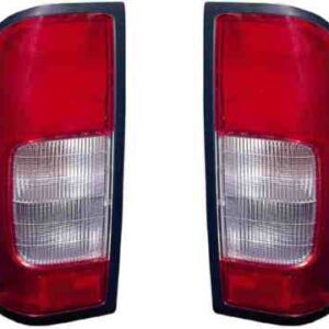 Piloto Trasero Izquierdo Con Portalámpara  P21W  PY21W  P21/5W      PARA DOBLE CABINA KING - CAB