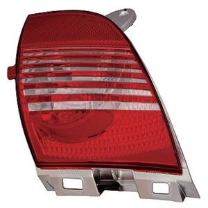 Piloto Marcha Atrás Derecho Sin Portalámpara(Grupo Óptico)  P21W        EN PARAGOLPES TRASERO